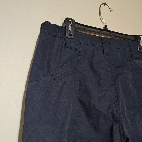 511 Tactical Series Men's Pants Style 74273 Size 36 X 30 Navy Rip Stop Work 5.11 - Picture 8 of 12